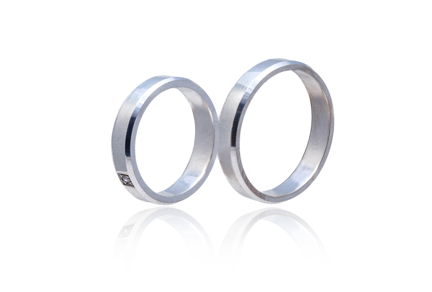 Verighete aur alb 14k cu Diamant de0.02CT