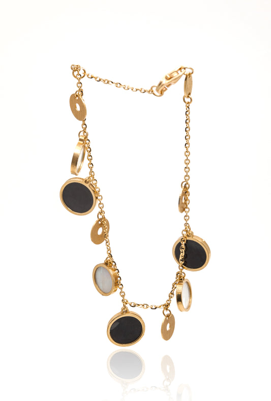 Bratara cu sidef de perla si onix aur galben 18K