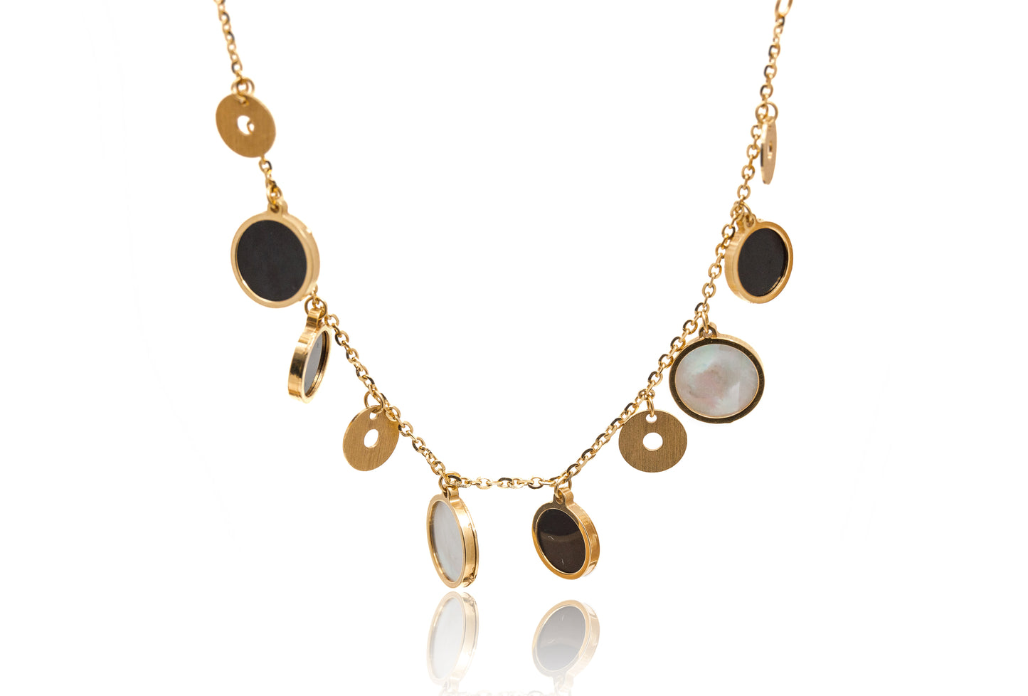 Bratara cu sidef de perla si onix aur galben 18K