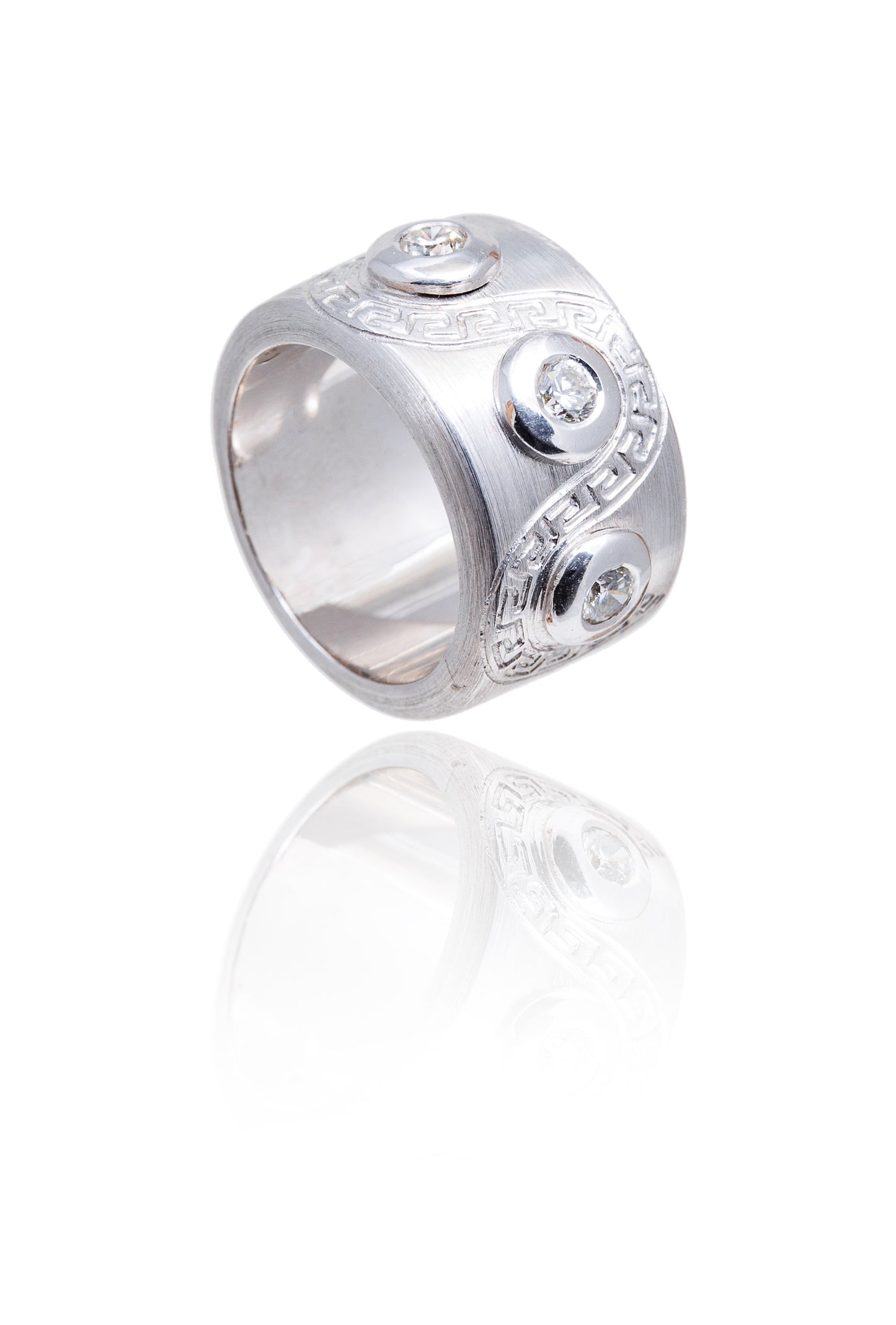 Inel aur alb 18k cu diamante de 0.58ct